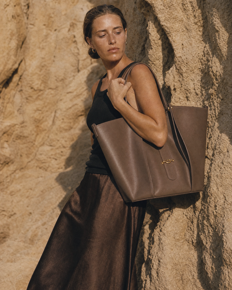 The Havre Buckle in Espresso