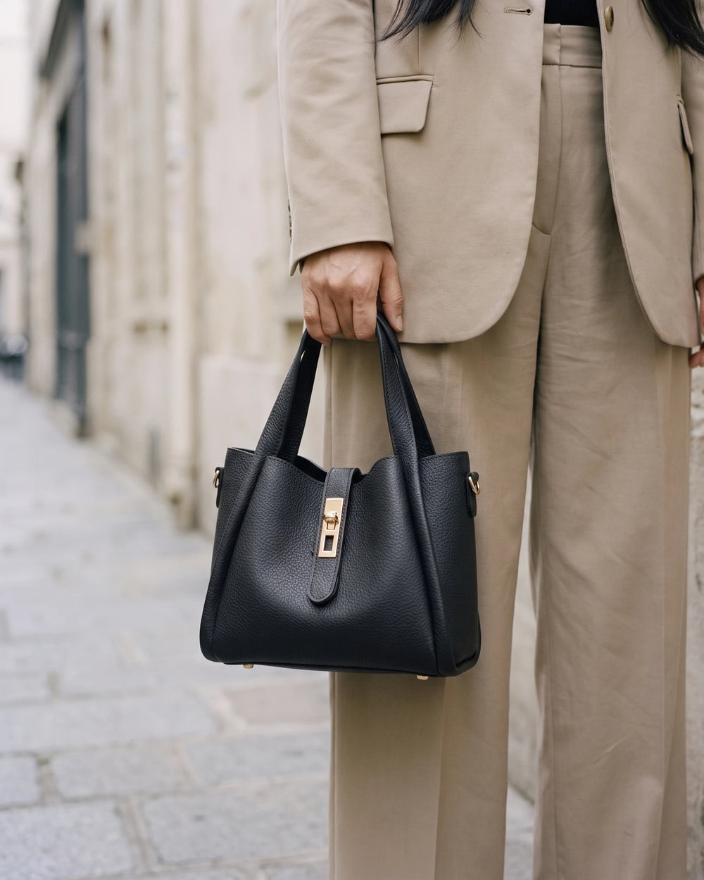 The Grève in Noir