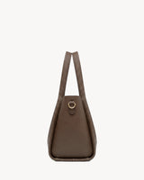 The Grève in Taupe, side view