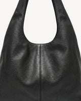 The Anse in Noir, pebbled leather and centre seam detail