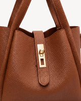 The Grève in Cognac, gold-tone turn lock detail
