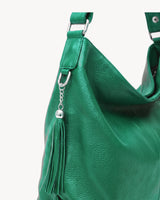 The Houle Soft in Forêt, close-up of the leather tassel on its silver chain
