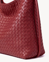 The Embellie in Bordeaux, close-up of the hand-woven leather
