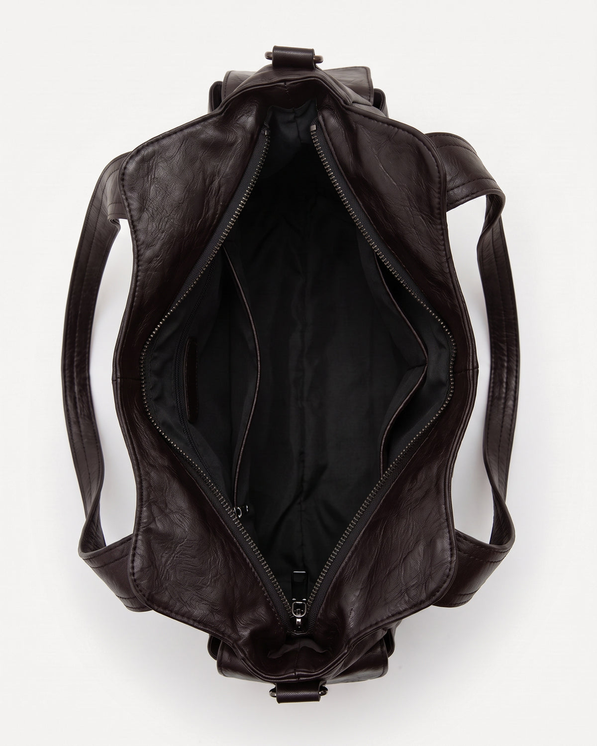 The Estran in Espresso, interior with two zipped compartments