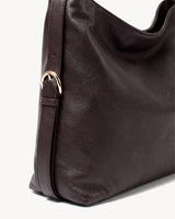 The Jusant in Chocolate, close-up of the strap and hardware detail