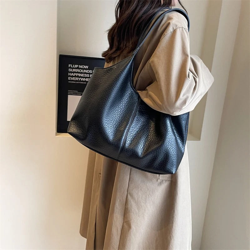 The Aurore Hobo Tote