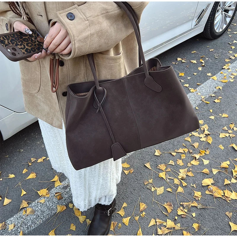 The Brume Tote