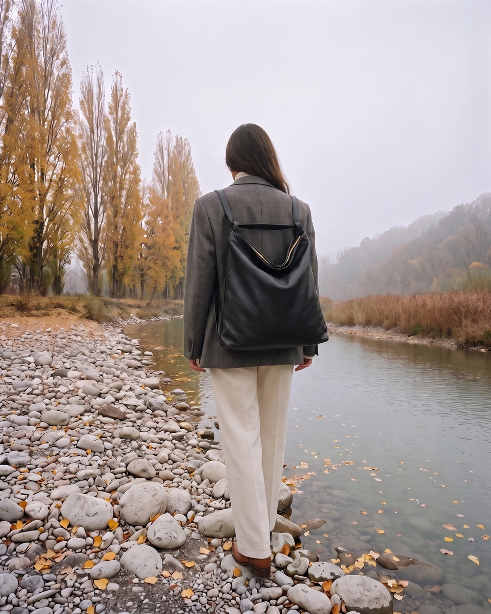The Embellie Carryall in Noir