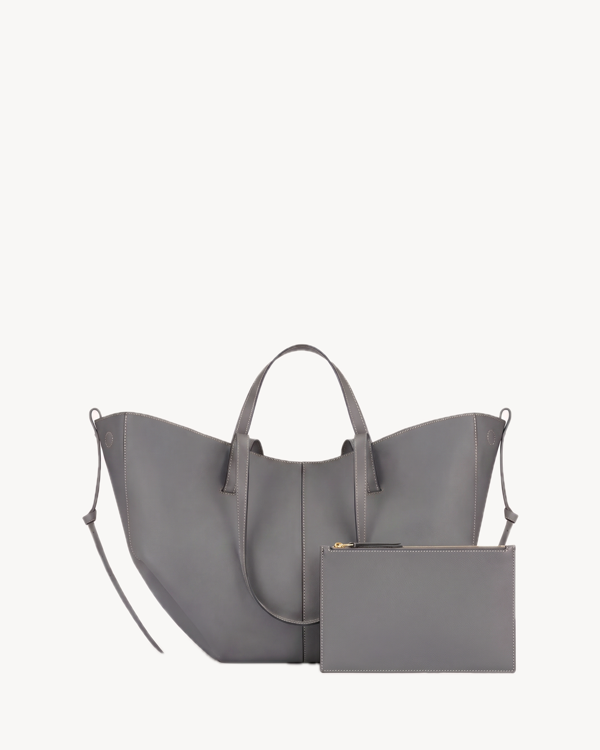 The Havre Wing in Galet with its matching pouch